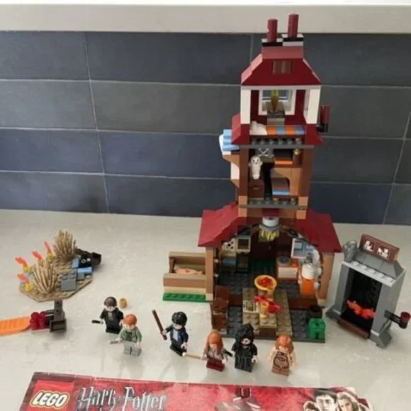 Lego 4840 Harry Potter Lego Burrow Set LEGO Harry Potter The